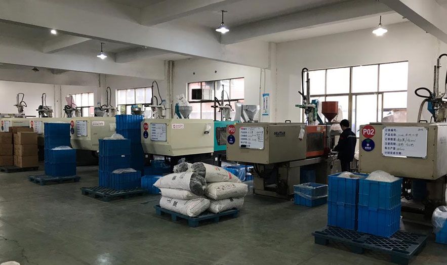 کارخانه ثناپک در شهر نینبو کشور چین